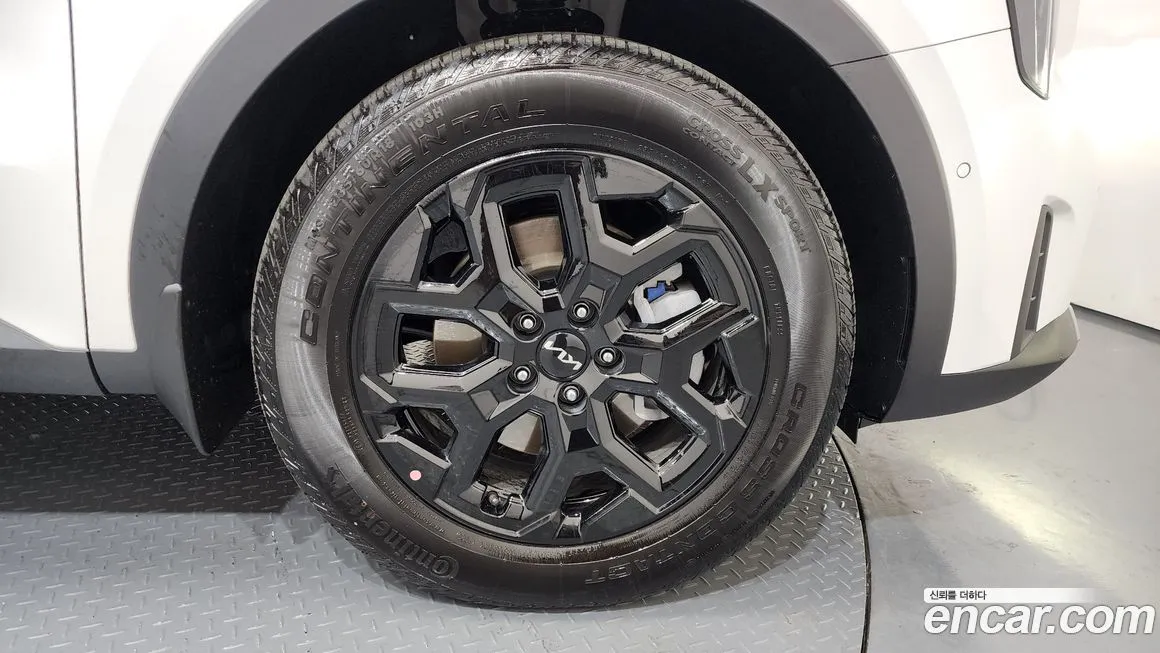 Kia Sorento — фото 5