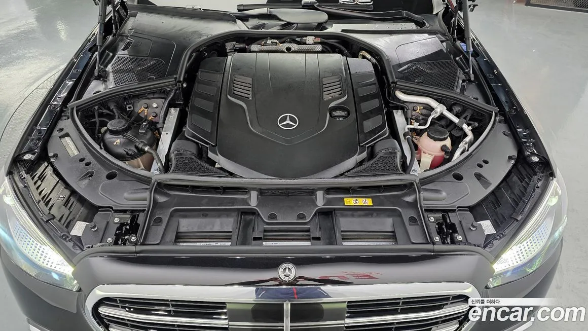 Mercedes-Benz S-Class 2024 из KR, фото 4