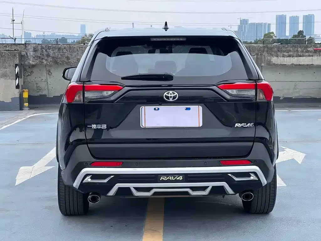 Toyota RAV4 2021 из CN, фото 4