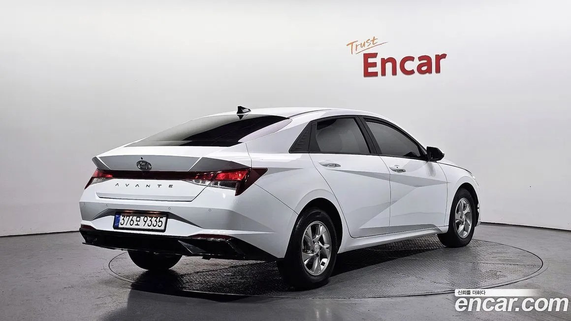 Hyundai AVANTE 2022 из KR, фото 2