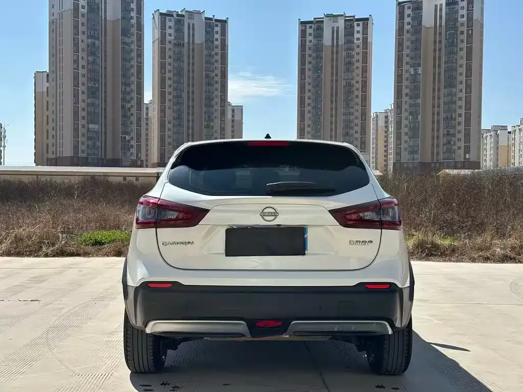 Nissan Qashqai — фото 5