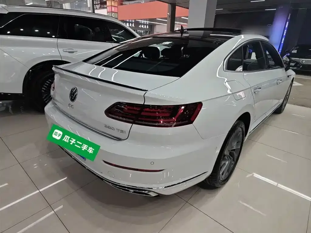 Volkswagen CC 2024 из CN, фото 5