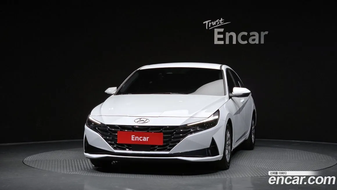 Hyundai AVANTE — фото 3