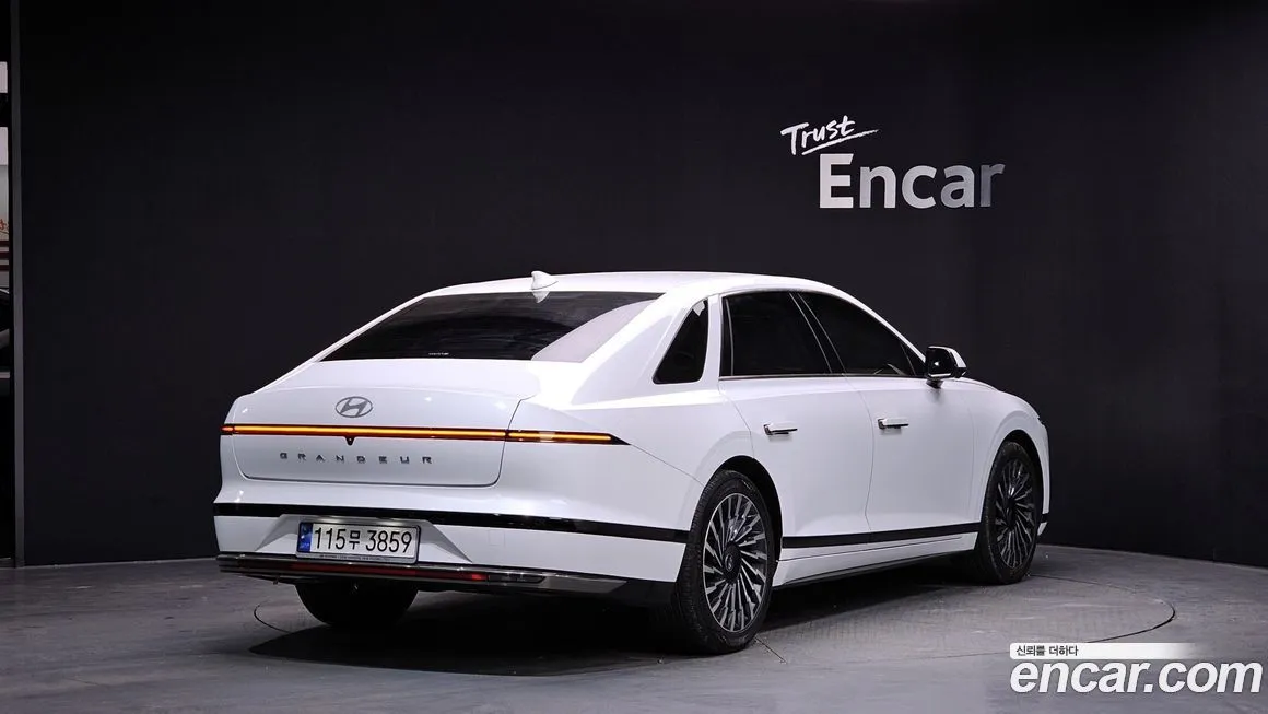 Hyundai Grandeur 2023 из KR, фото 3