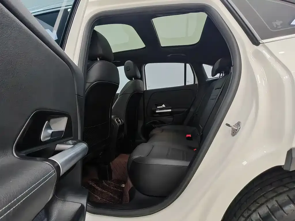 Mercedes-Benz GLA 2021 из CN, фото 5