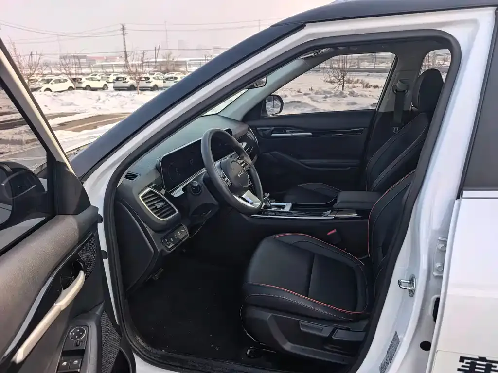 Kia Seltos 2024 из CN, фото 8