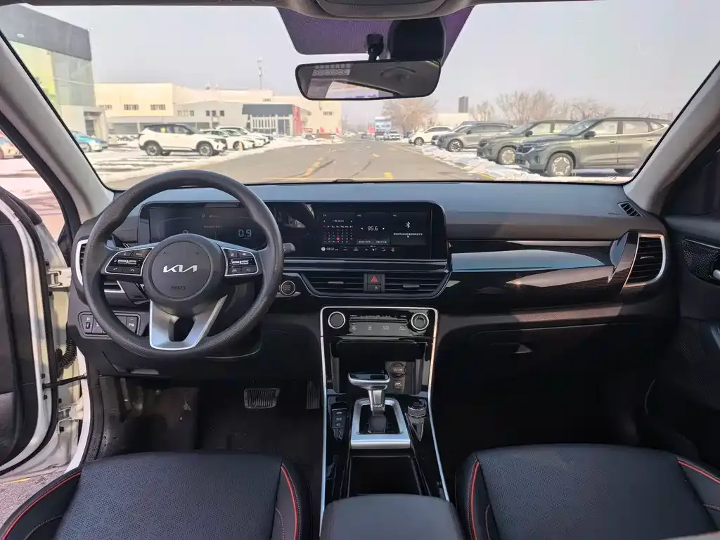 Kia Seltos 2024 из CN, фото 6