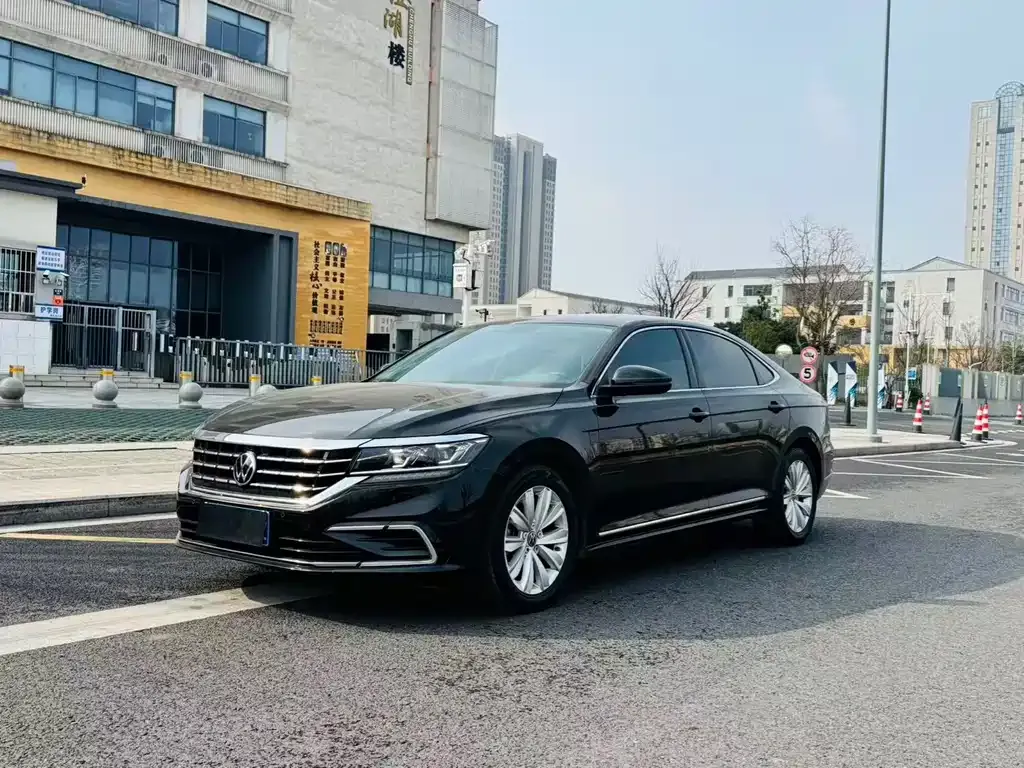 Volkswagen Passat 2021 из CN, фото 1