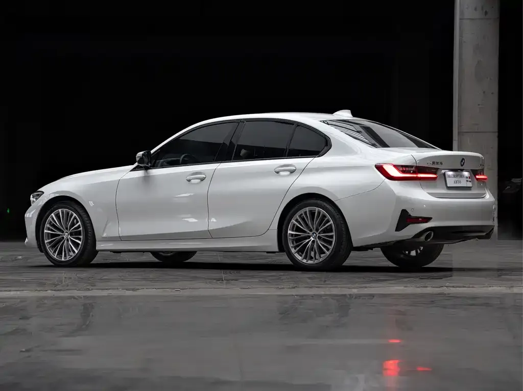 BMW 3 Series — фото 4
