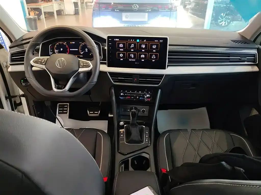 Volkswagen Tiguan L 2024 из CN, фото 6