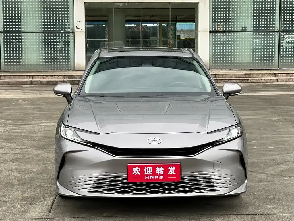 Toyota Camry 2024 из CN, фото 7