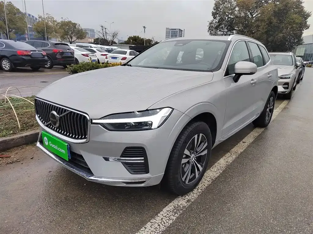 Volvo XC60 2025 из CN, фото 1