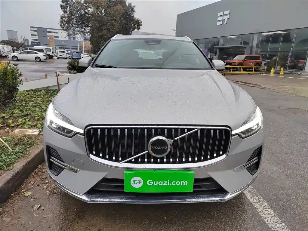 Volvo XC60 2025 из CN, фото 2