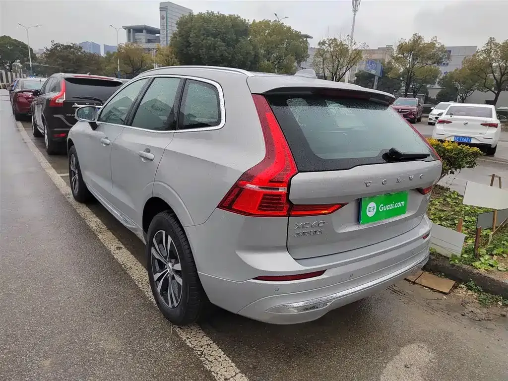 Volvo XC60 2025 из CN, фото 4