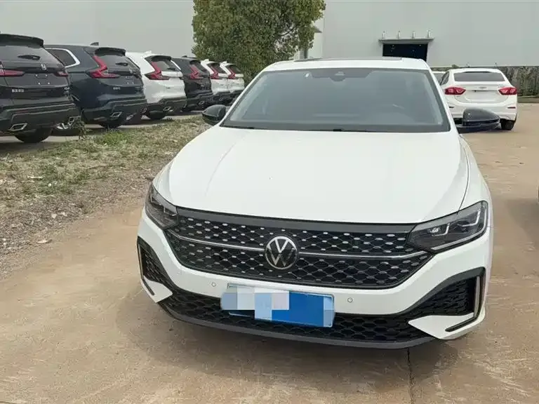 Volkswagen Lavida 2023 из CN, фото 1