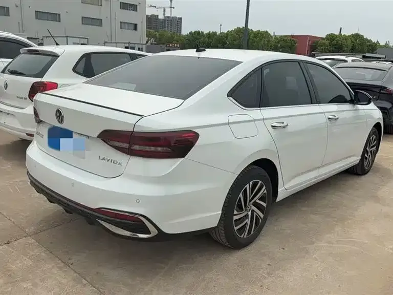 Volkswagen Lavida 2023 из CN, фото 6