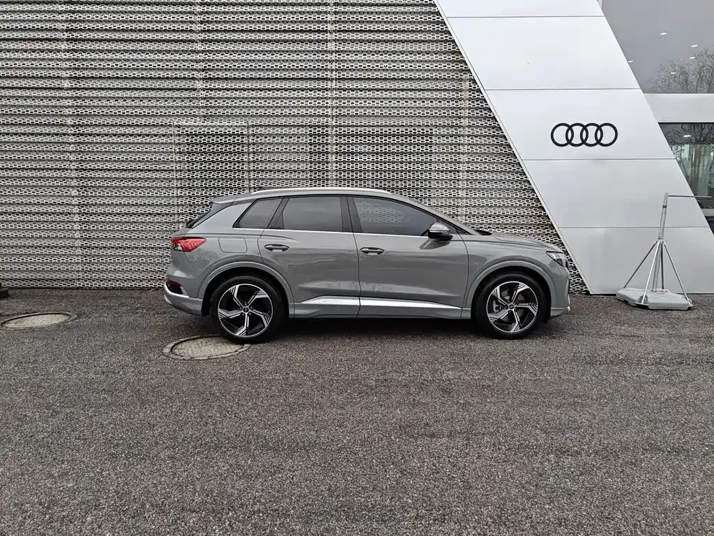 Audi Q4 e-tron 2025 из CN, фото 10