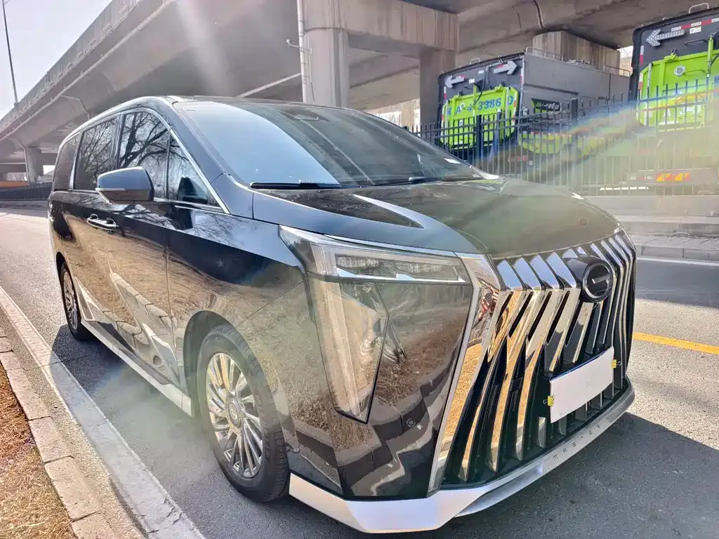 GAC Motor Trumpchi M8 — фото 8