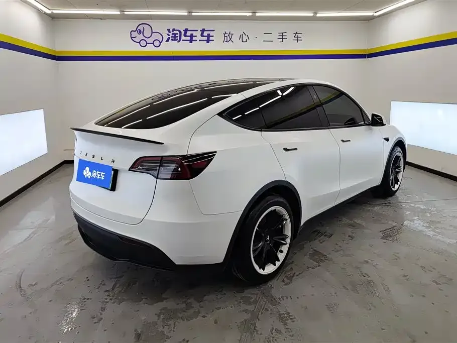 Tesla Model Y 2024 из CN, фото 7