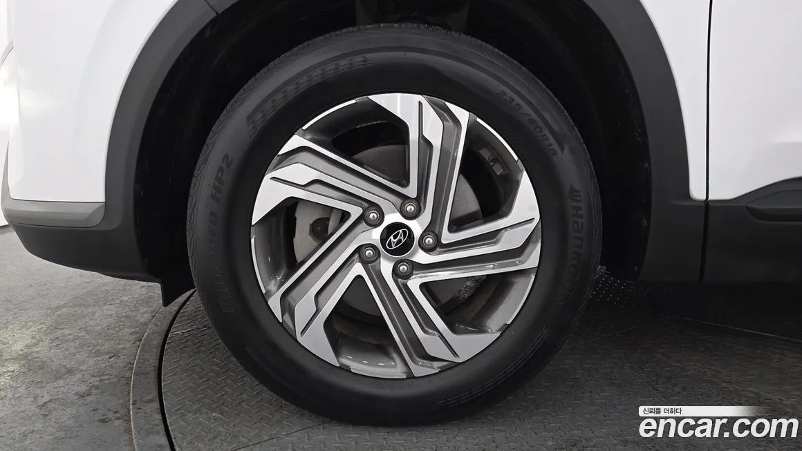 Hyundai Santafe — фото 9