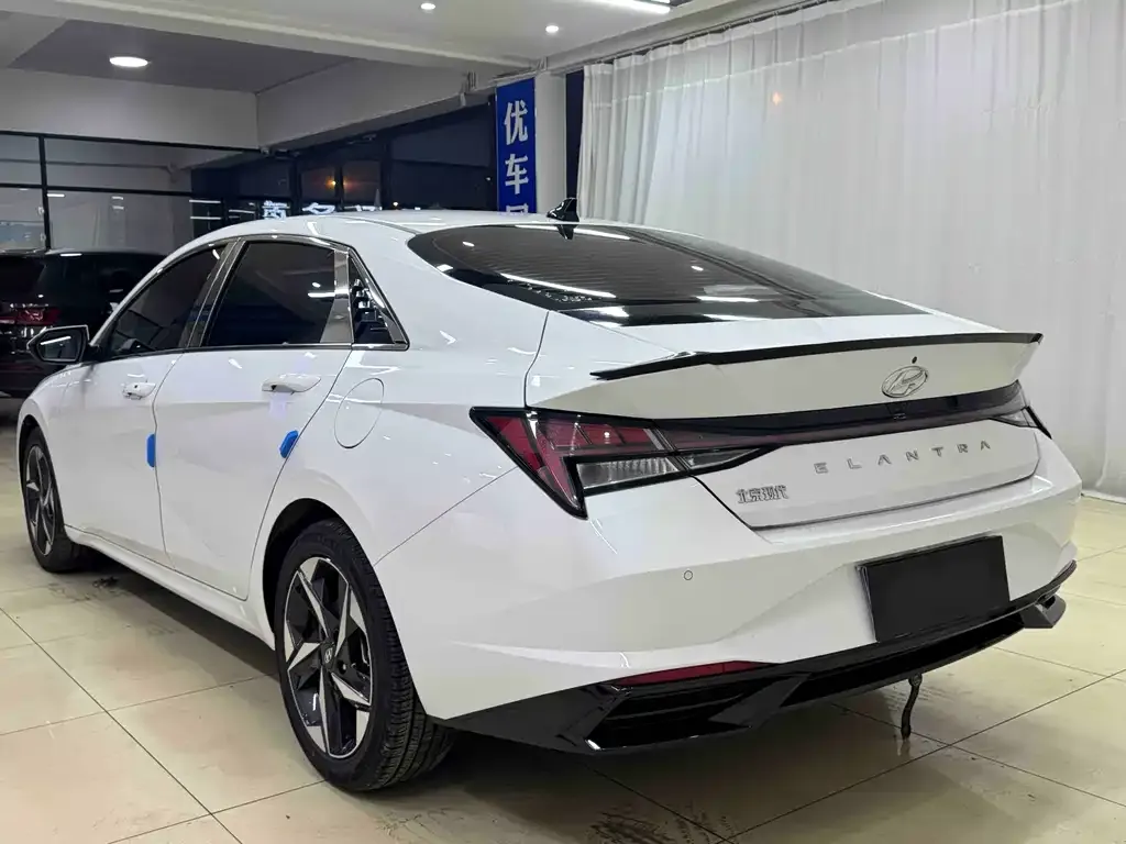 Hyundai Elantra 2022 из CN, фото 9