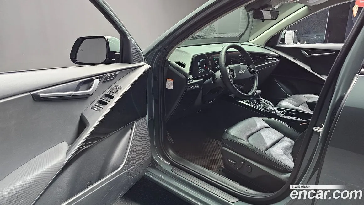 Kia Niro 2022 из KR, фото 2