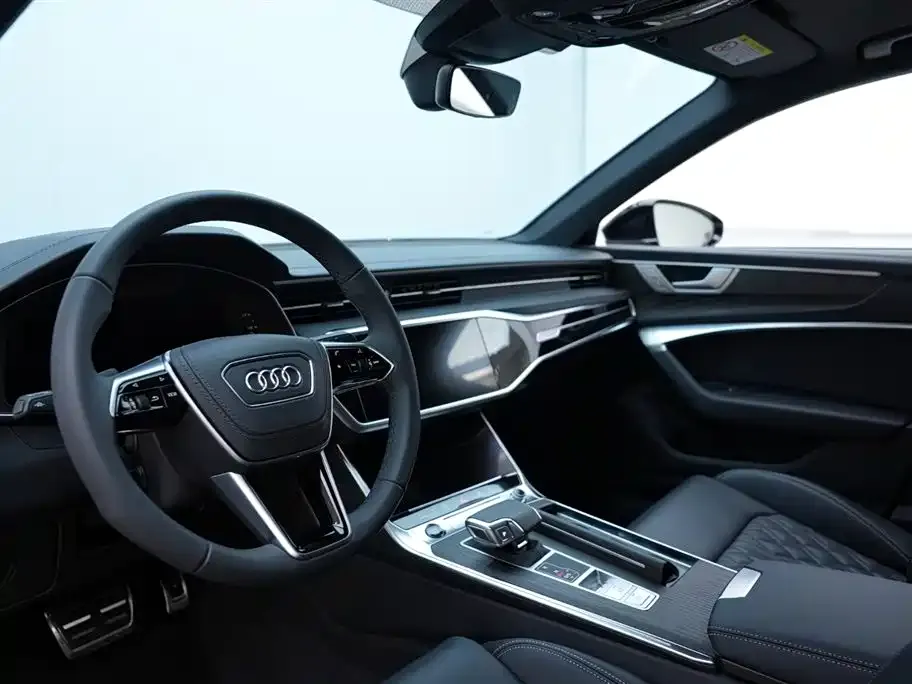 Audi A6L — фото 7