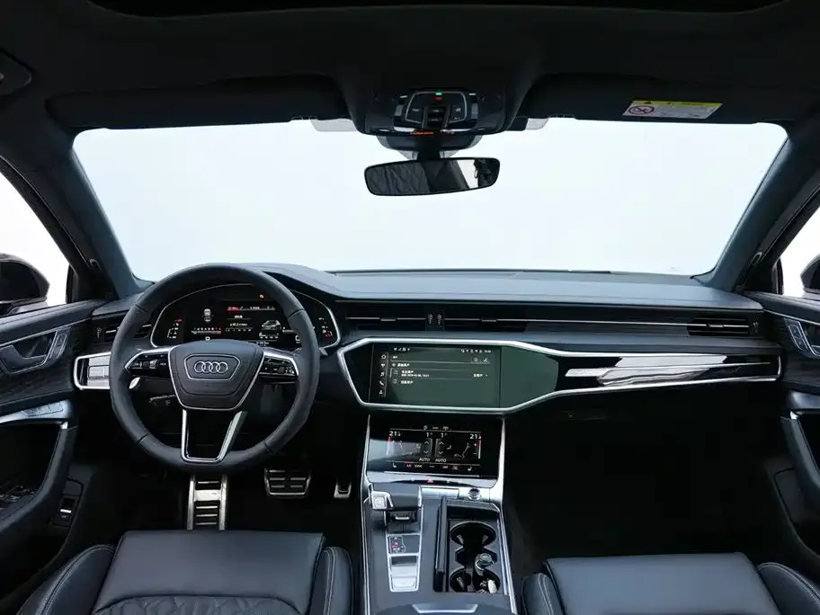 Audi A6L — фото 6