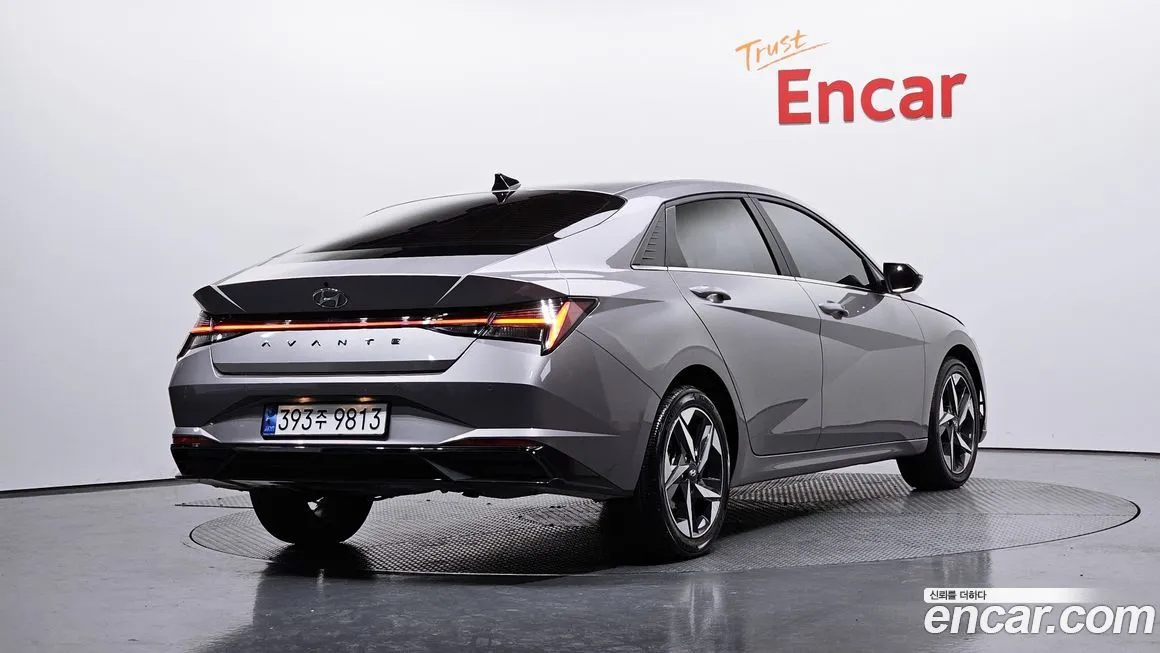 Hyundai AVANTE — фото 2