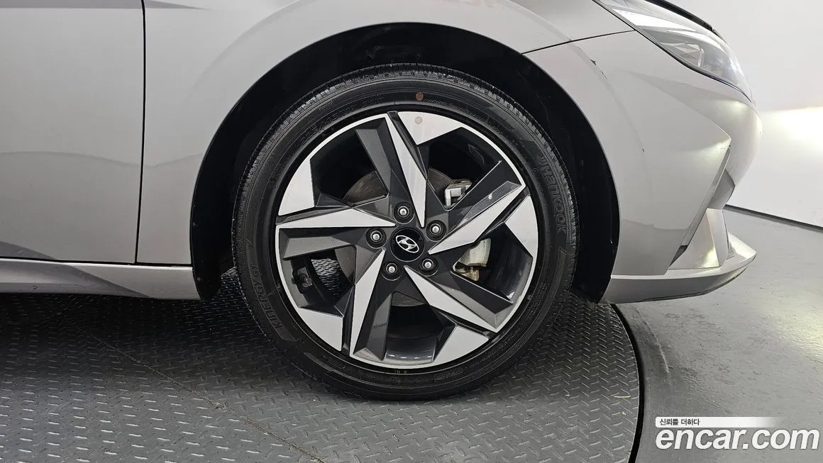 Hyundai AVANTE — фото 6