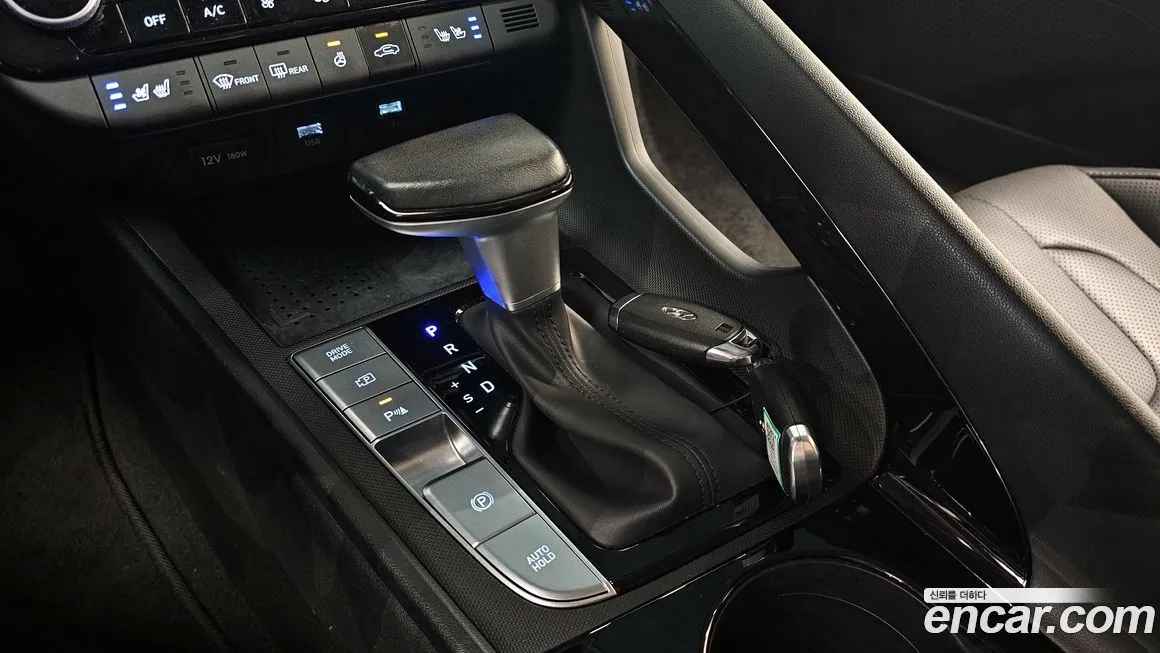Hyundai AVANTE — фото 9