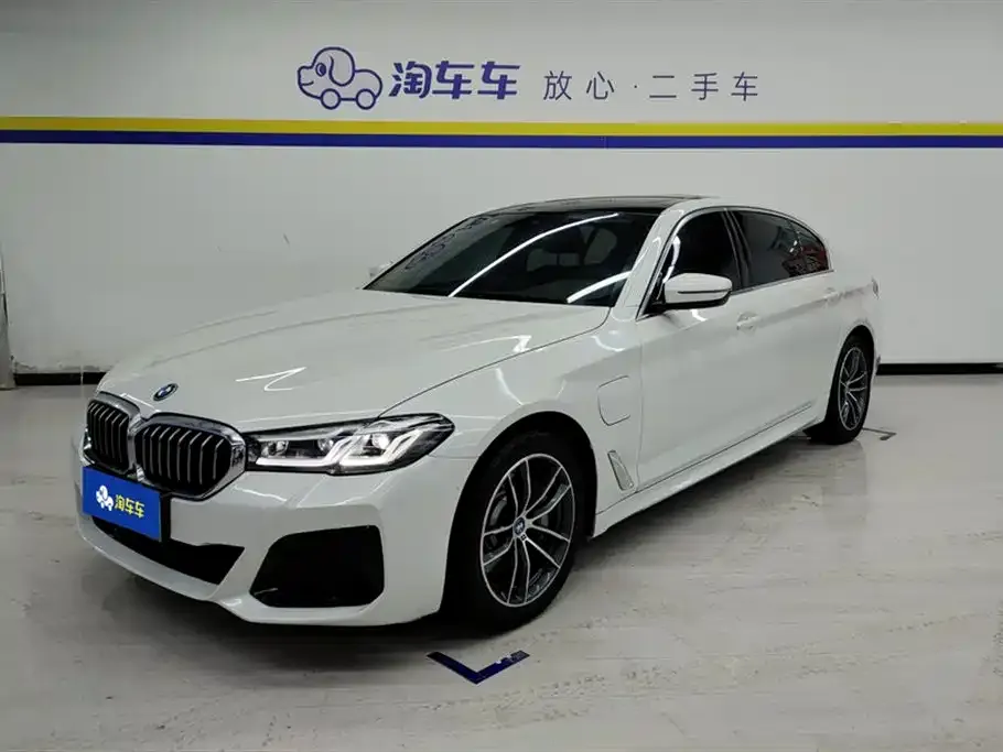 BMW 5 Series New Energy — фото 1