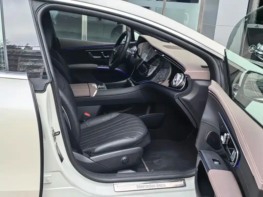 Mercedes-Benz EQS 2024 из CN, фото 8