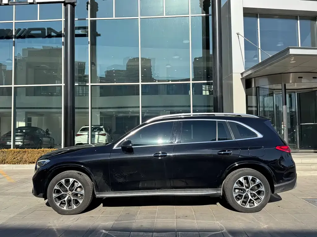 Mercedes-Benz GLC PHEV — фото 6