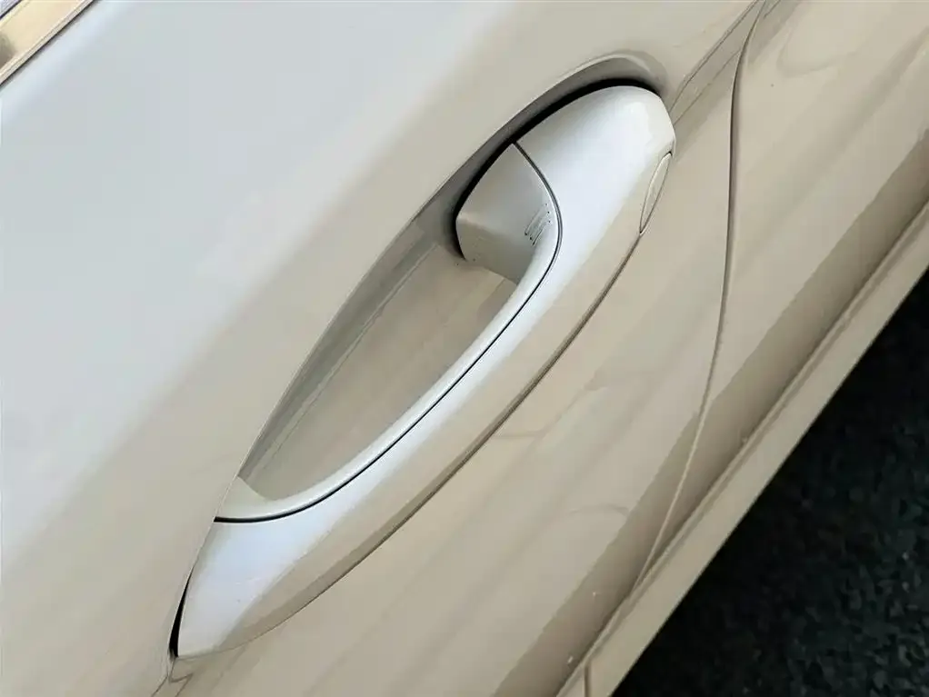 BMW 5 Series New Energy — фото 2
