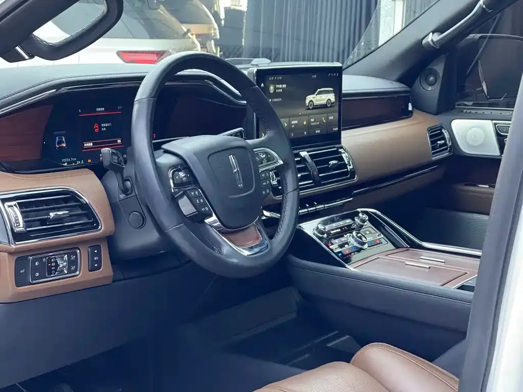 Lincoln Navigator 2024 из CN, фото 3