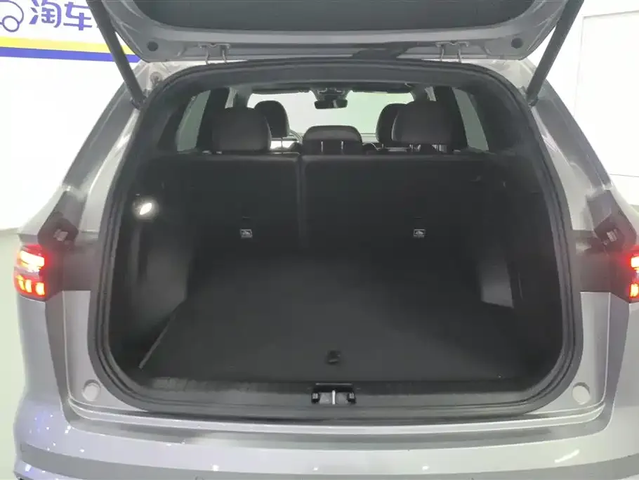Geely Xingyue L 2021 из CN, фото 8