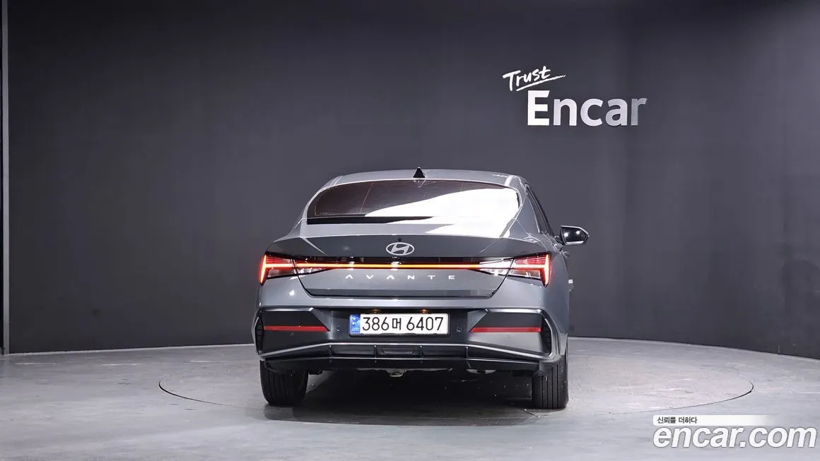 Hyundai AVANTE — фото 3
