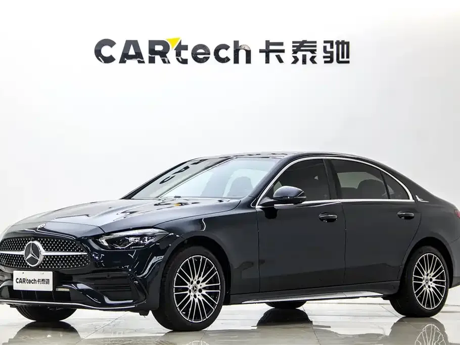 Mercedes-Benz C-Class — фото 1