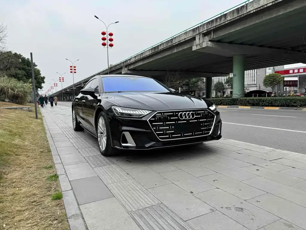 Audi A7L — фото 9