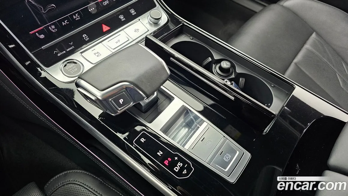 Audi A8 2021 из KR, фото 10