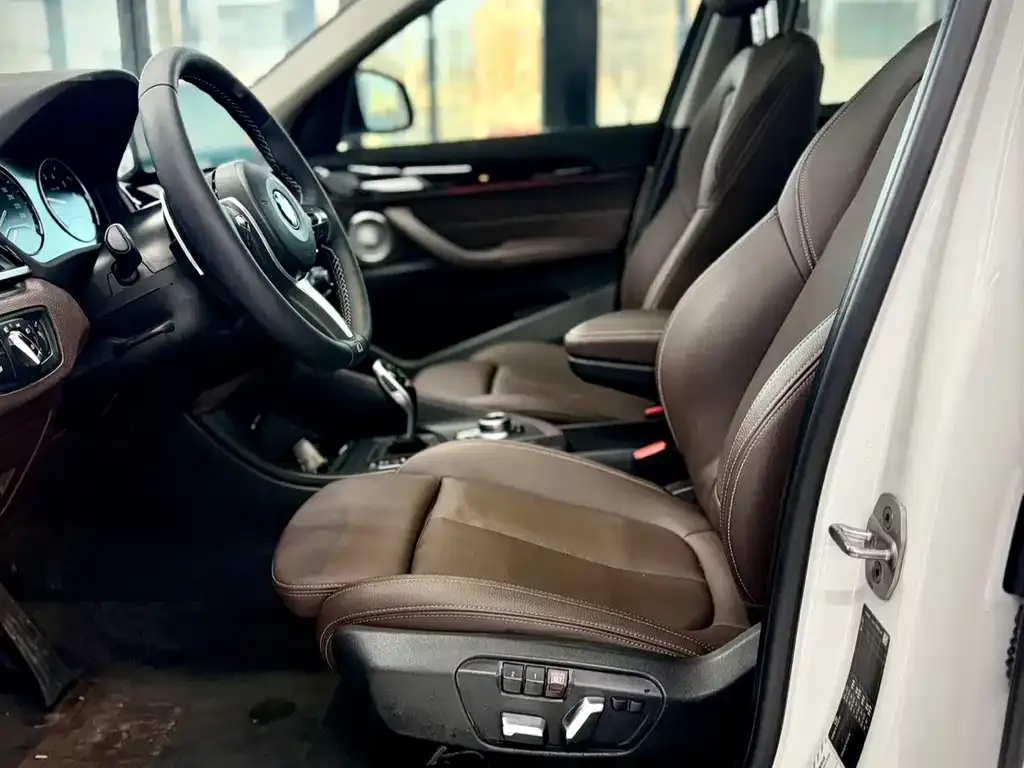 BMW X1 2022 из CN, фото 5