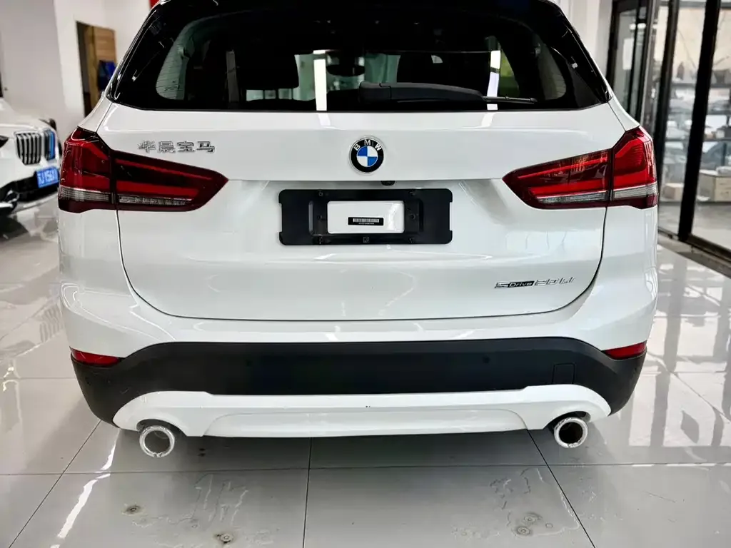 BMW X1 2022 из CN, фото 2