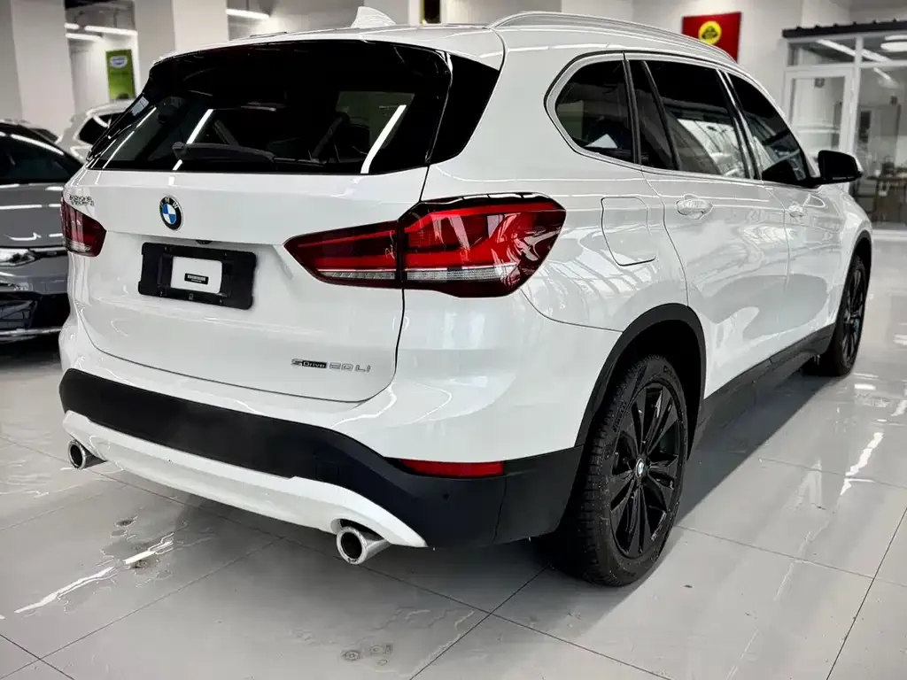 BMW X1 2022 из CN, фото 4