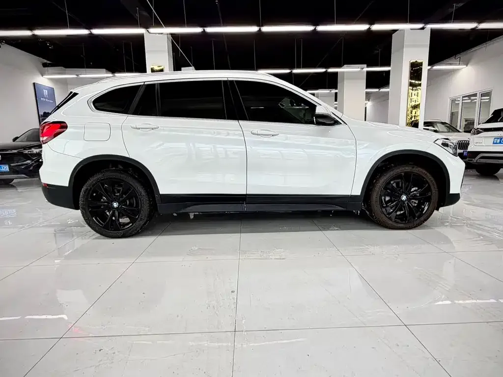 BMW X1 2022 из CN, фото 7