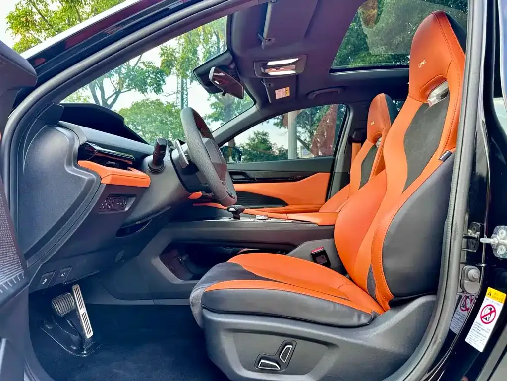Changan UNI-V 2023 из CN, фото 4