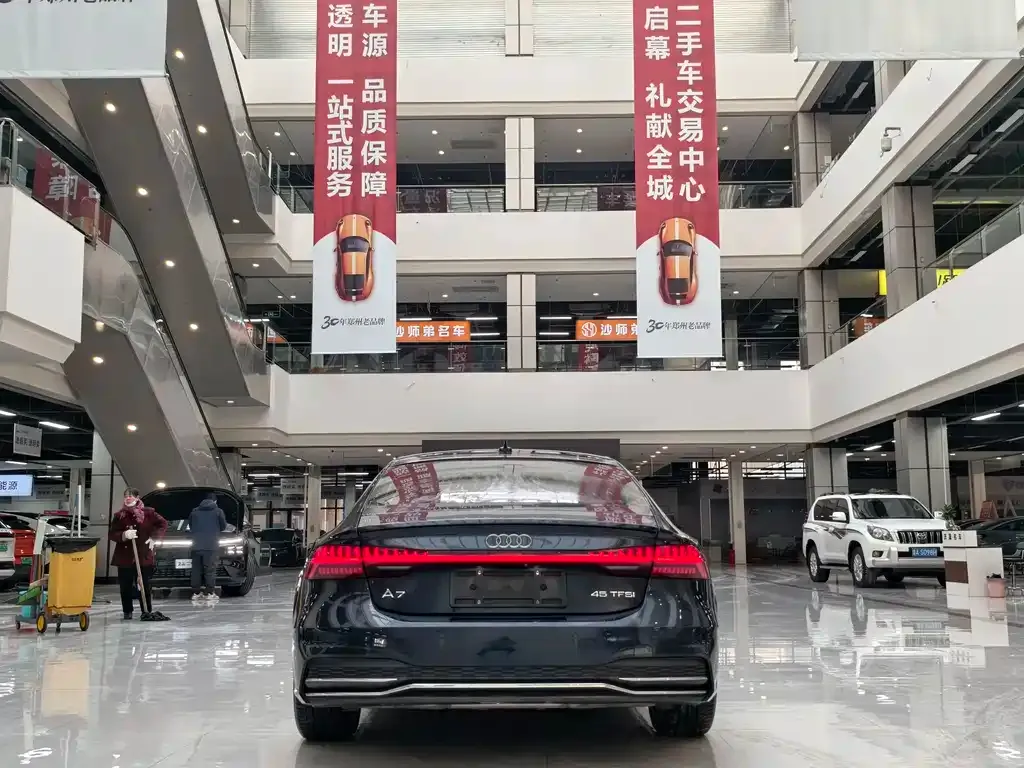 Audi A7 2021 из CN, фото 7