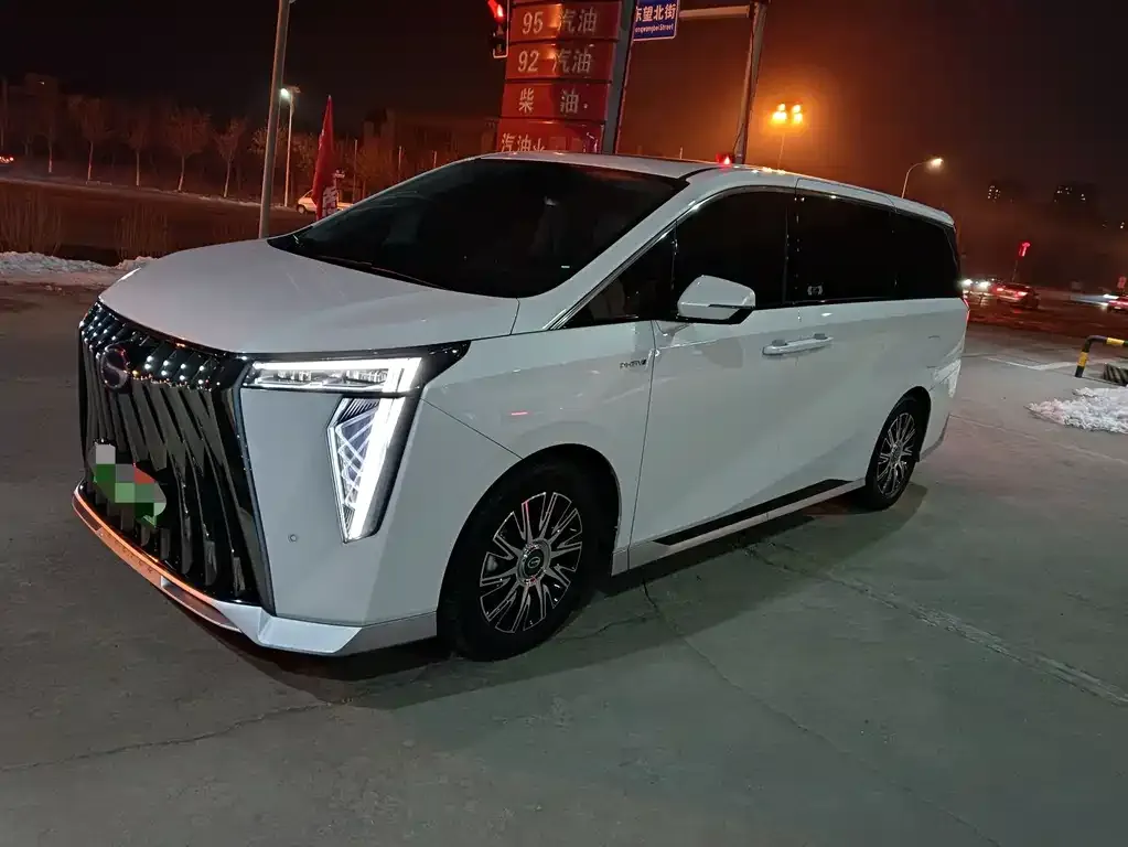 GAC Motor Trumpchi E9 — фото 1