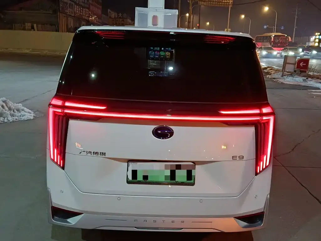 GAC Motor Trumpchi E9 — фото 10