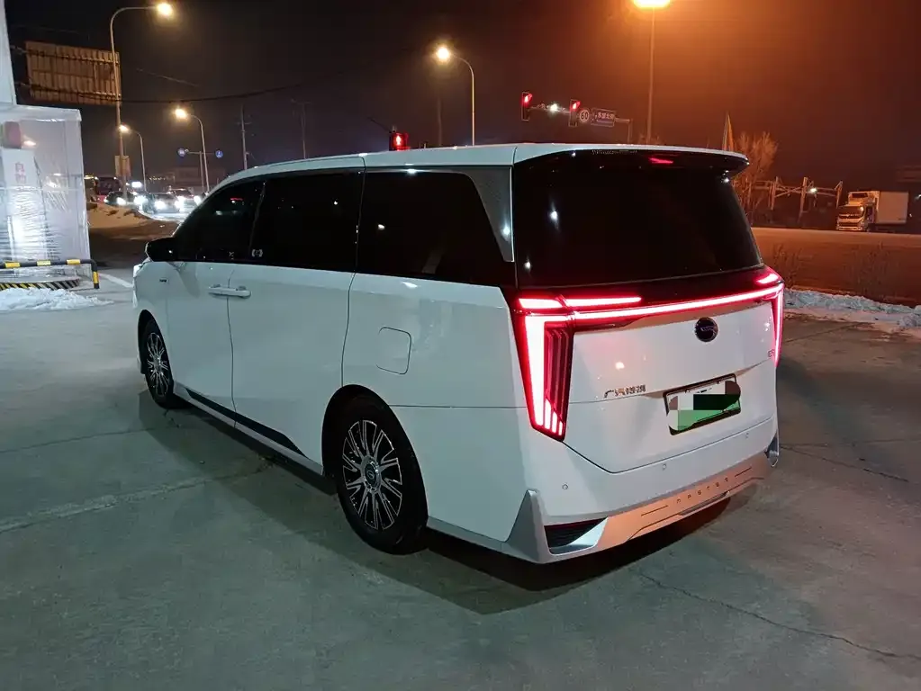 GAC Motor Trumpchi E9 — фото 7